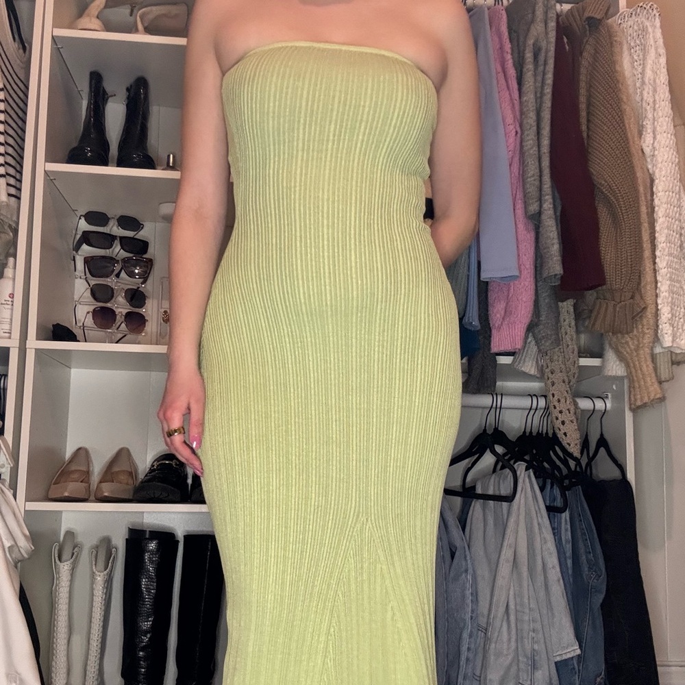 Strapless dress